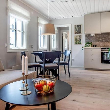 Nyrenoverat Gardshus Pa Havstomt Med Hoeg Standard Örnsköldsvik Exteriér fotografie