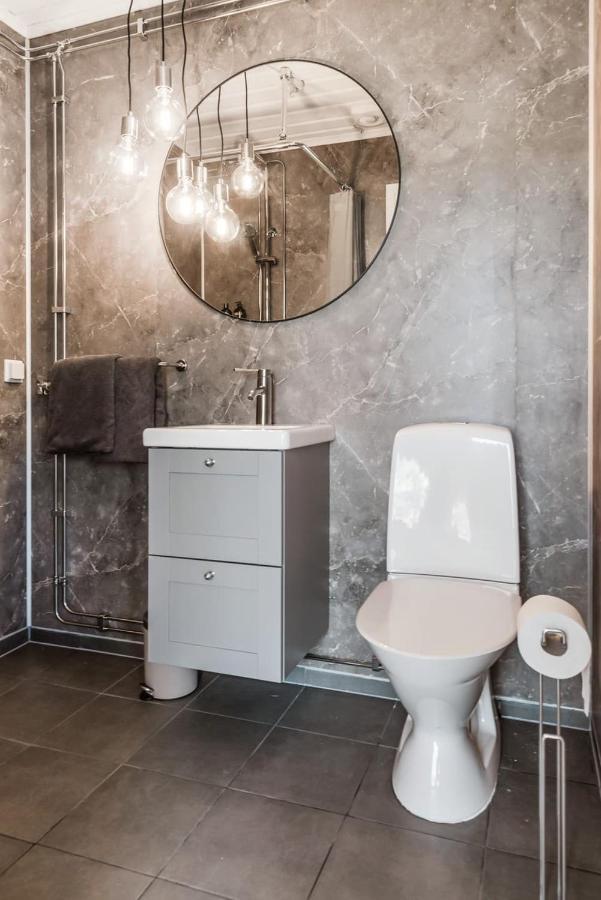 Nyrenoverat Gardshus Pa Havstomt Med Hoeg Standard Örnsköldsvik Exteriér fotografie